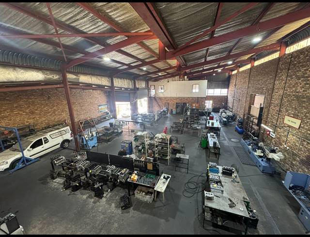 800M² WAREHOUSE TO LET IN PRETORIA WEST